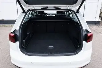 Volkswagen Passat, 1.4, 157 kW, бензин, автомат, передний привод
