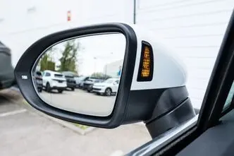 Volkswagen Passat, 1.4, 157 kW, бензин, автомат, передний привод