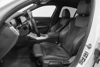 BMW 320, 2.0, 140 kW, дизель, автомат, полный привод