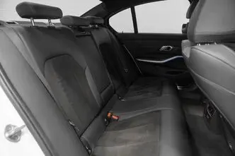 BMW 320, 2.0, 140 kW, дизель, автомат, полный привод