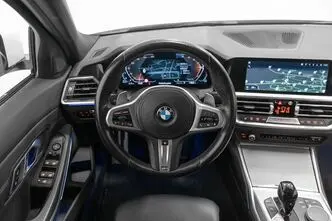 BMW 320, 2.0, 140 kW, дизель, автомат, полный привод