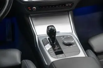 BMW 320, 2.0, 140 kW, дизель, автомат, полный привод