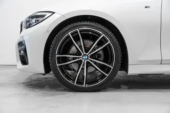 BMW 320, 2.0, 140 kW, дизель, автомат, полный привод