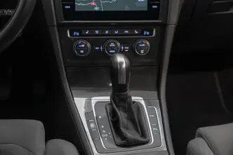 Volkswagen Golf, 2.0, 110 kW, дизель, автомат, передний привод