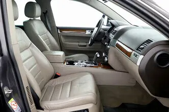 Volkswagen Touareg, 3.0, 165 kW, дизель, автомат, полный привод