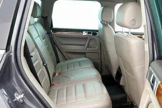Volkswagen Touareg, 3.0, 165 kW, дизель, автомат, полный привод