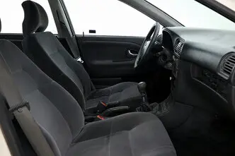 Volvo S40, 1.9, 100 kW, бензин