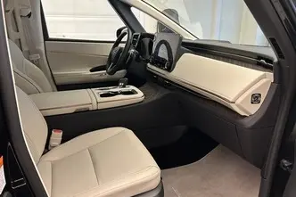 Lexus LM 350, 2.5, 140 kW, hübriid, automaat, nelikvedu