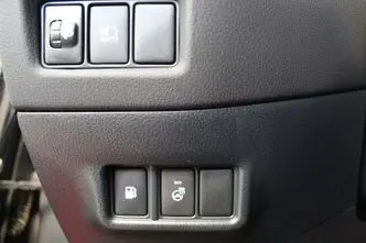 Toyota C-HR, 1.8, 72 kW, hübriid, automaat, esivedu