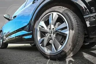 Audi Q4 e-tron, 150 kW, elekter, automaat