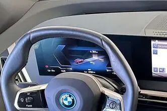 BMW iX, 385 kW, электричество, полный привод