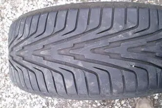 Ratas (velg + rehv) 15X7 205/55R15