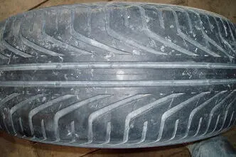 Ratas (velg + rehv) 18X8 235/50R18
