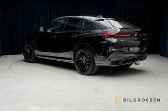 BMW X6, 4.4, 390 kW, petrol, automatic, four-wheel drive