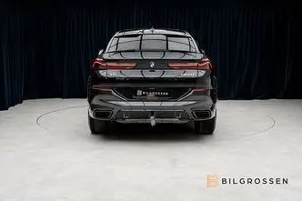 BMW X6, 4.4, 390 kW, petrol, automatic, four-wheel drive