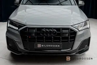 Audi SQ7, 4.0, 373 kW, petrol, automatic, four-wheel drive
