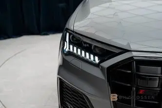 Audi SQ7, 4.0, 373 kW, petrol, automatic, four-wheel drive
