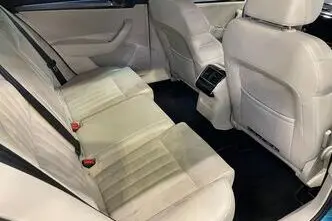 Škoda Superb, 2.0, 140 kW, bensiin, automaat, esivedu