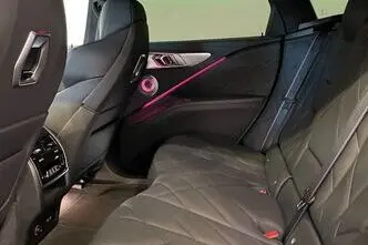 BMW XM, 4.4, 360 kW, pistikhübriid, automaat, nelikvedu