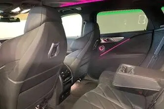 BMW XM, 4.4, 360 kW, pistikhübriid, automaat, nelikvedu