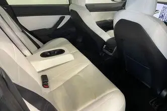 Tesla Model 3, 155 kW, electric, automatic, four-wheel drive