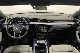 Audi e-tron, 158 kW, electric, automatic, four-wheel drive