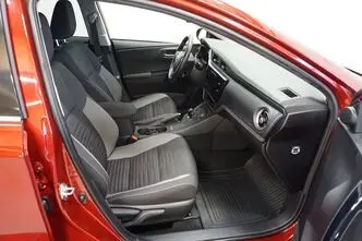 Toyota Auris, 1.8, 73 kW, hübriid, automaat, esivedu