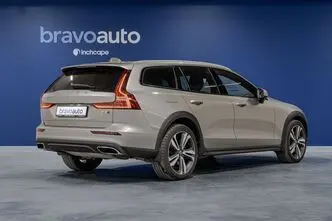 Volvo V60 Cross Country, 2.0, 184 kW, hübriid, automaat, nelikvedu