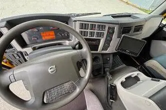 Volvo FL250 + SIDE OPENING 18T, 188 kW, дизель, автомат
