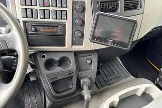 Volvo FL250 + SIDE OPENING 18T, 188 kW, дизель, автомат