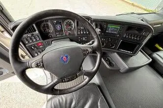 Scania G440 6X2 + LIVESTOCK, 324 kW, diesel, automatic