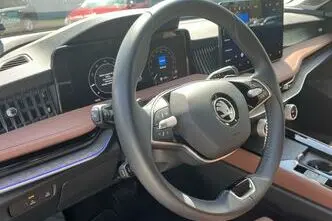 Škoda Superb, 2.0, 142 kW, дизель, автомат, полный привод