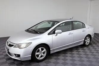 Honda Civic, 1.3, 70 kW, hybrid, automatic, front-wheel drive
