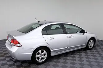 Honda Civic, 1.3, 70 kW, hybrid, automatic, front-wheel drive