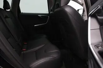Volvo XC60, 2.4, 162 kW, дизель, автомат, полный привод