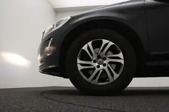 Volvo XC60, 2.0, 100 kW, diisel, manuaal, esivedu