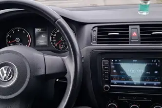 Volkswagen Jetta, 1.4, 90 kW, bensiin, manuaal, esivedu