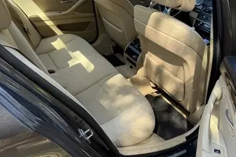 BMW 520, 2.0, 135 kW, diisel, automaat, tagavedu