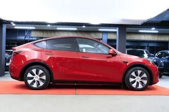 Tesla Model Y, 153 kW, elekter, automaat, nelikvedu