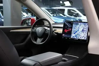 Tesla Model Y, 153 kW, elekter, automaat, nelikvedu