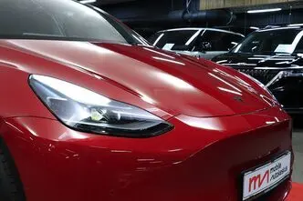Tesla Model Y, 153 kW, elekter, automaat, nelikvedu