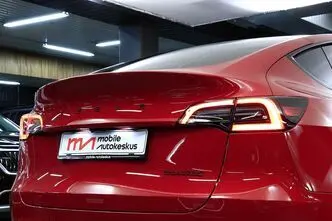 Tesla Model Y, 153 kW, elekter, automaat, nelikvedu