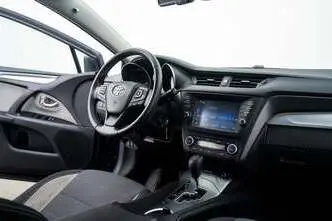 Toyota Avensis, 1.8, 108 kW, bensiin, automaat, esivedu