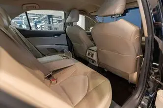 Toyota Camry, 2.5, 131 kW, hübriid, automaat, esivedu
