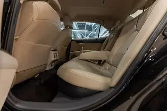Toyota Camry, 2.5, 131 kW, hübriid, automaat, esivedu