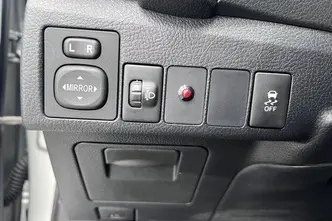 Toyota Auris, 1.6, 97 kW, petrol, automatic, front-wheel drive