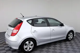 Hyundai i30, 1.4, 80 kW, bensiin, manuaal, esivedu