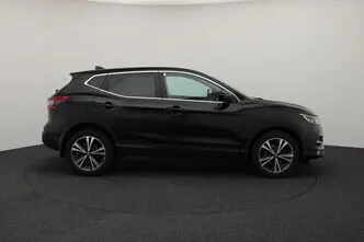 Nissan Qashqai, 1.2, 85 kW, petrol, automatic, front-wheel drive