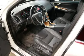 Volvo XC60, 2.4, 162 kW, diesel, automatic, four-wheel drive