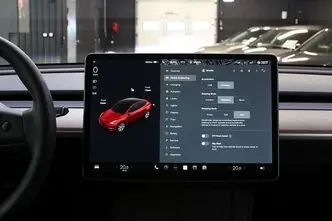 Tesla Model Y, 153 kW, elekter, automaat, nelikvedu